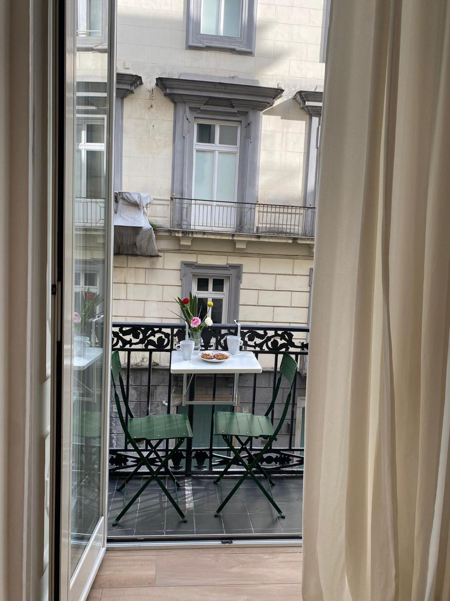 ナポリToledo 292 Luxury Houseアパートメント エクステリア 写真